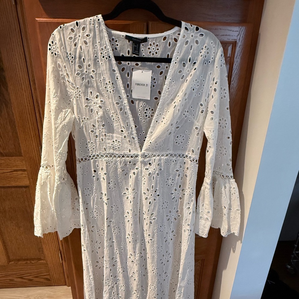 New Forever 21 Eyelet Maxi Kimono